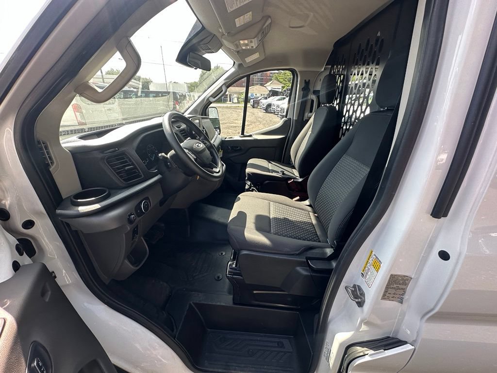 Used 2025 Ford Transit 250 Low Roof w/ Exterior Upgrade Package RWD image 15