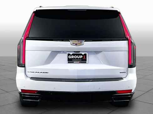 Certified 2024 Cadillac Escalade Sport Platinum AWD/4WD image 5