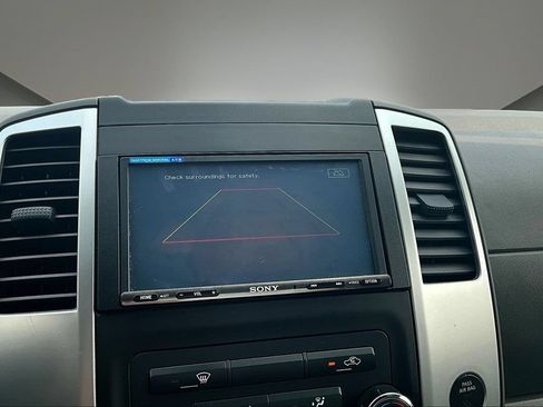 Used 2019 Nissan Frontier SV AWD/4WD image 15
