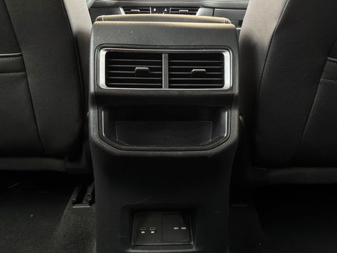 Used 2026 Volkswagen Atlas Cross Sport SE AWD/4WD image 14