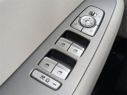 Used 2021 Hyundai Palisade Limited image 24