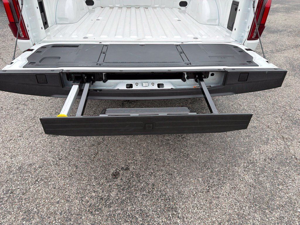 New 2026 Ford F150 Platinum w/ Equipment Group 701A Standard AWD/4WD image 13
