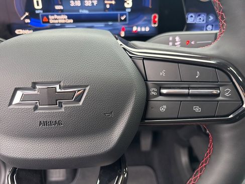 New 2026 Chevrolet Equinox EV RS image 17