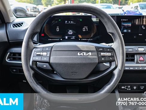 Used 2025 Kia K4 FWD image 30