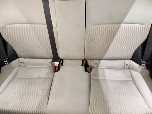 Used 2014 Subaru Forester 2.5i image 14