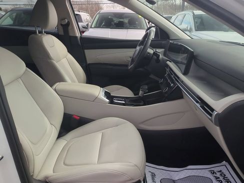 Used 2025 Hyundai Tucson SEL AWD/4WD image 27