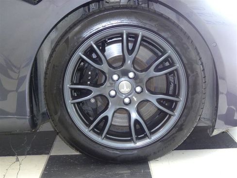 Used 2021 Tesla Model S Plaid image 29