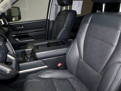 Used 2024 Toyota Tundra Limited AWD/4WD image 25