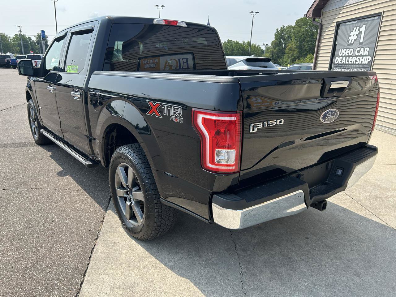 Used 2016 Ford F150 XLT w/ Equipment Group 301A Mid AWD/4WD image 7