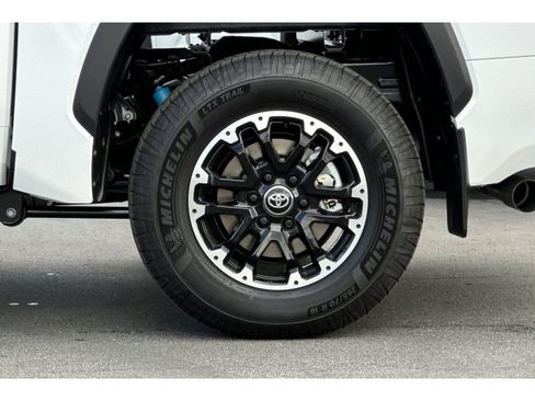 New 2026 Toyota Tundra SR5 AWD/4WD image 30