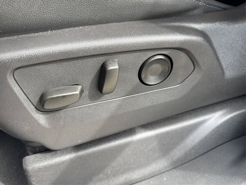 Used 2024 GMC Sierra 1500 SLT w/ SLT Premium Plus Package image 26