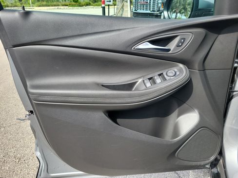 Used 2024 Buick Encore GX Sport Touring w/ Advanced Technology Package FWD image 16