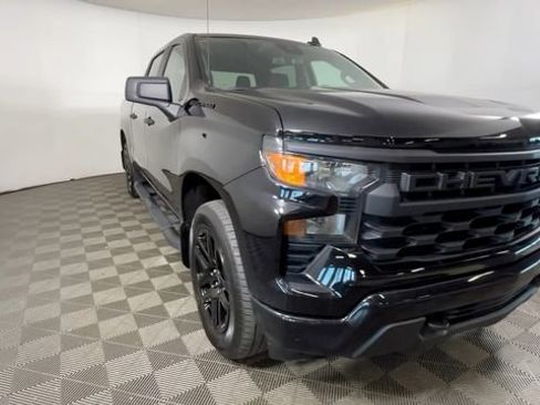 Used 2023 Chevrolet Silverado 1500 Custom w/ Rally Edition AWD/4WD image 15