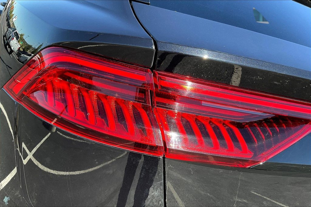Used 2021 Audi SQ8 Prestige AWD/4WD image 23