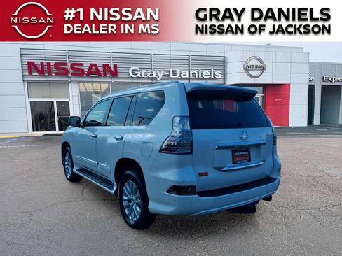 Used 2017 Lexus GX 460 Premium AWD/4WD image 5