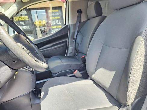 Used 2018 Nissan NV200 SV w/ Navigation Package FWD image 9