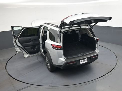 Used 2025 Nissan Pathfinder SV AWD/4WD image 56
