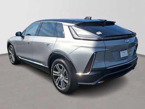 New 2026 Cadillac Lyriq Luxury w/ LPO, Floor Liner Package AWD/4WD image 3