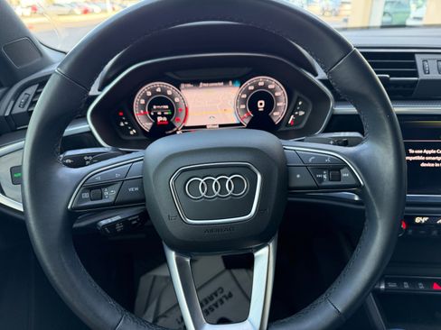 Used 2021 Audi Q3 2.0T Premium Plus w/ Premium Plus Package image 9