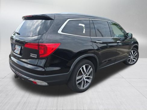 Used 2018 Honda Pilot Touring image 4