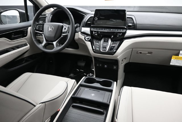 New 2027 Honda Odyssey Touring image 10