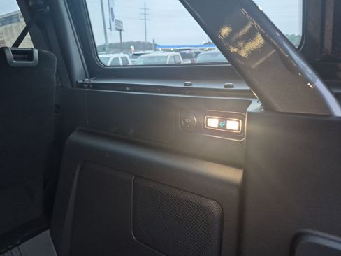 New 2025 Ford Bronco 4-Door w/ Sasquatch Package image 17