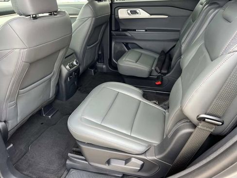 Certified 2025 Ford Explorer Active w/ Active Comfort Package image 14