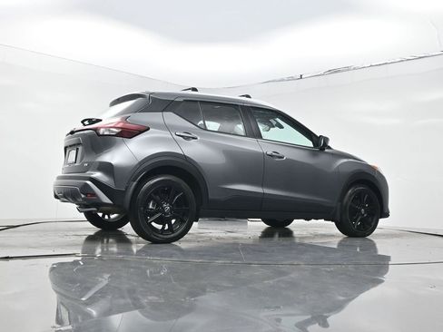 Used 2024 Nissan Kicks SV w/ Interior Electronics Package FWD image 21