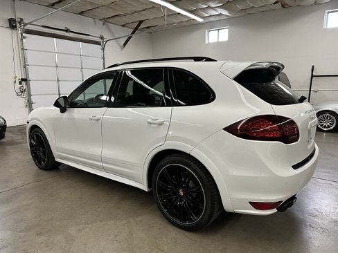 Used 2013 Porsche Cayenne GTS AWD/4WD image 5