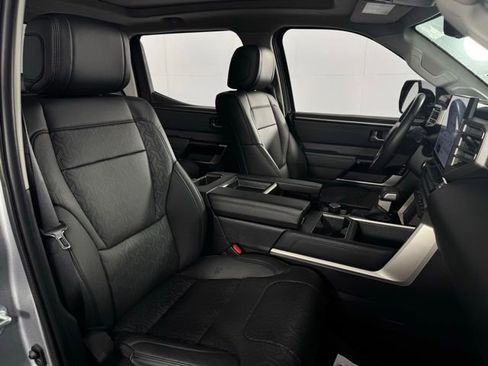 Used 2024 Toyota Tundra Limited image 15