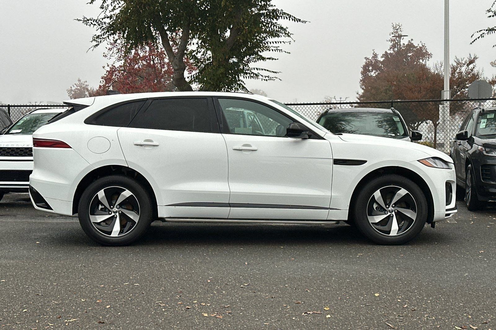 New 2025 Jaguar F-PACE R-Dynamic S AWD/4WD image 7