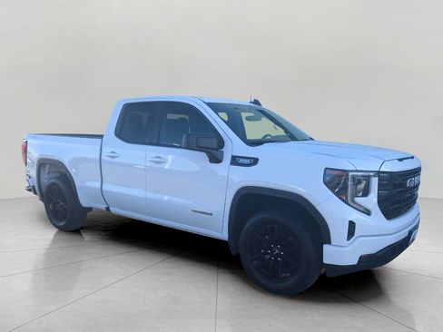 Used 2024 GMC Sierra 1500 Elevation image 1