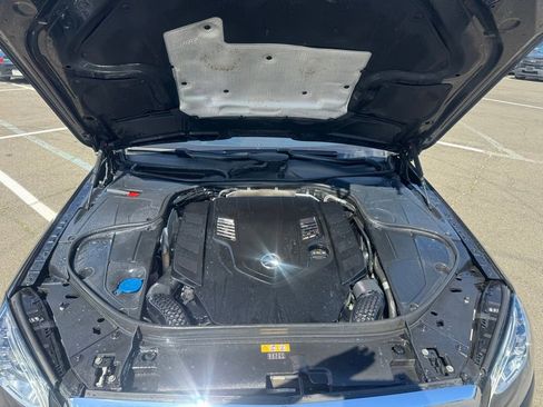Used 2018 Mercedes-Benz S 560 4MATIC Sedan image 23