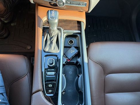 Used 2019 Volvo XC90 T6 Momentum w/ Advanced Package AWD/4WD image 17