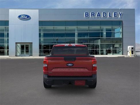 New 2025 Ford Maverick XLT image 5