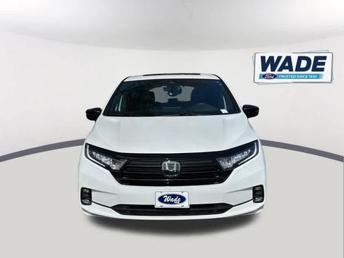 Used 2024 Honda Odyssey Sport image 2