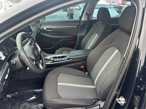 Used 2022 Hyundai Sonata SE FWD image 9