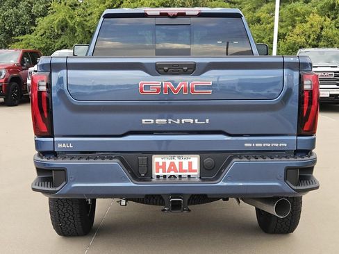 New 2026 GMC Sierra 2500 Denali w/ Denali Reserve Package AWD/4WD image 4