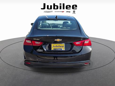 Used 2025 Chevrolet Malibu LT FWD image 3