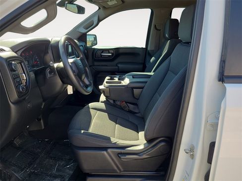 Used 2020 Chevrolet Silverado 1500 Custom Trail Boss w/ Custom Convenience Package image 9