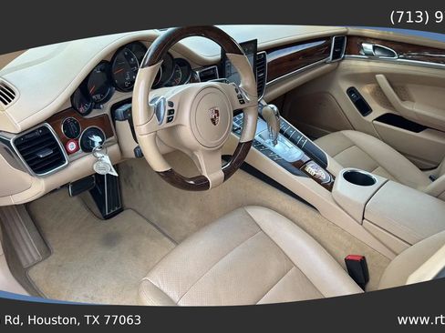 Used 2012 Porsche Panamera 4 image 20