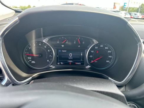 Used 2023 Chevrolet Equinox LT FWD image 14