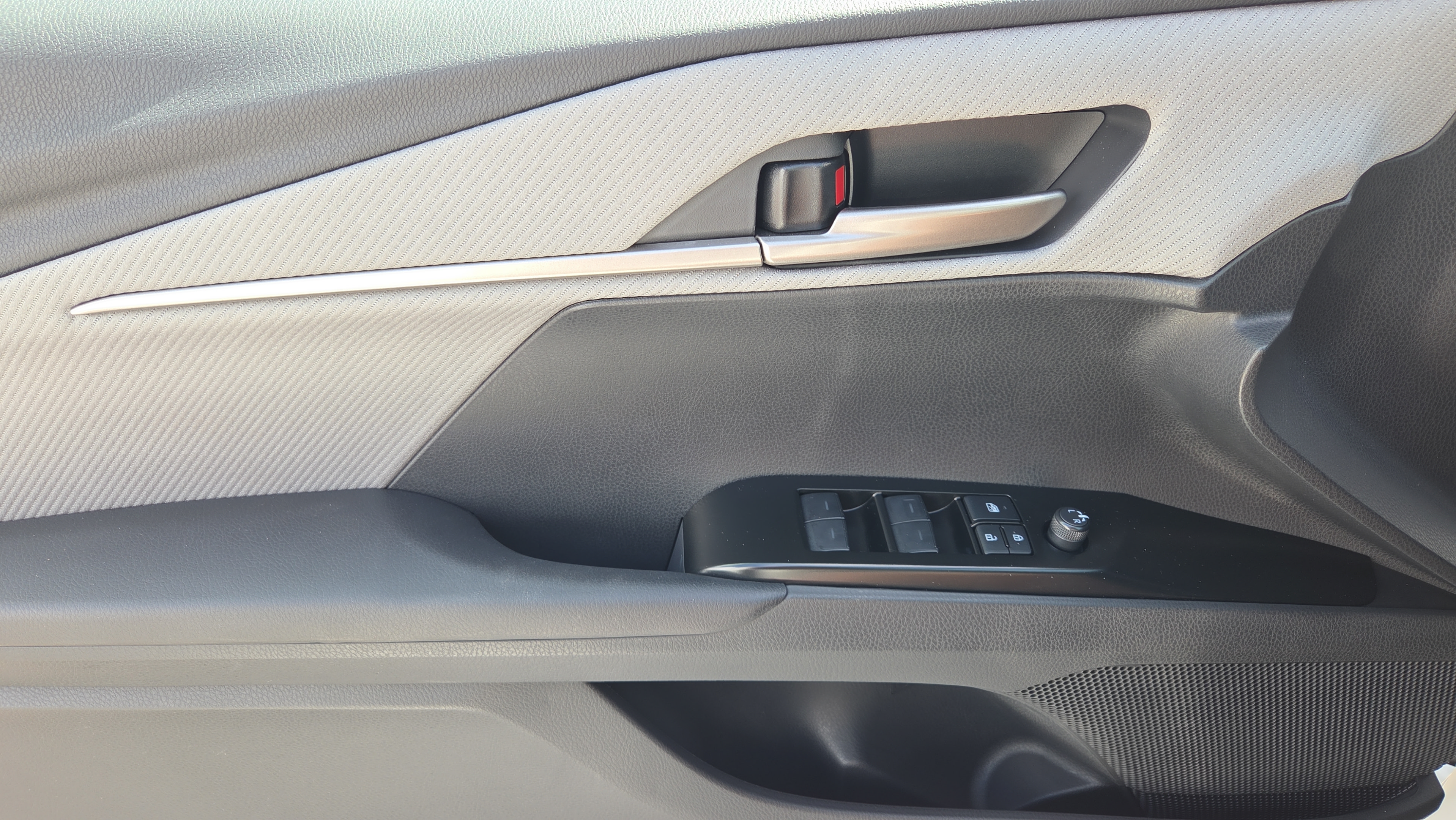 Certified 2026 Toyota Camry SE FWD image 20