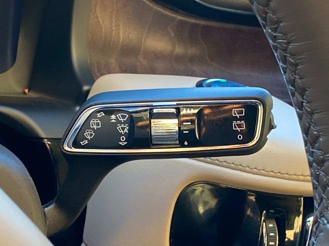 Used 2022 Lincoln Aviator Reserve w/ Equipment Group 201A AWD/4WD image 22