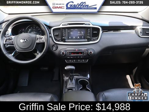 Used 2019 Kia Sorento EX FWD image 17