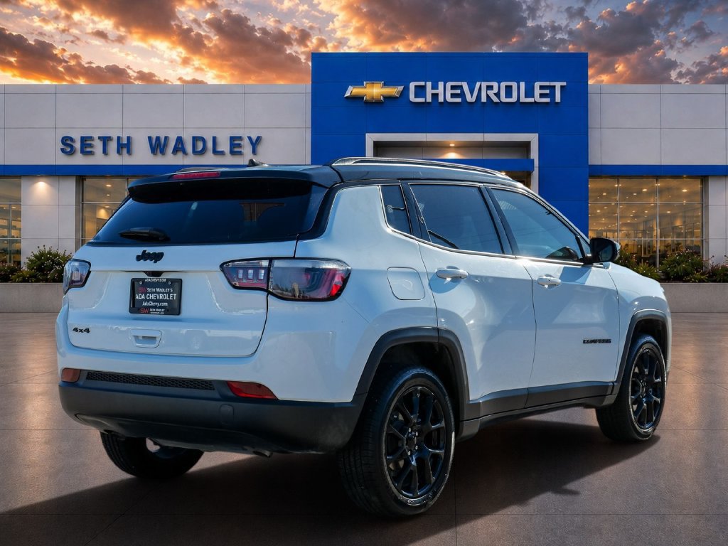 Used 2024 Jeep Compass Latitude w/ Convenience Group AWD/4WD image 7