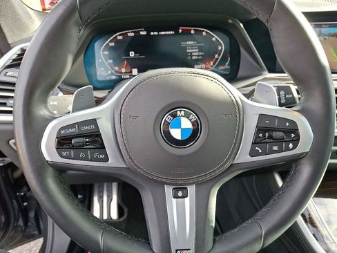 Used 2020 BMW X5 M50i w/ Executive Package image 21
