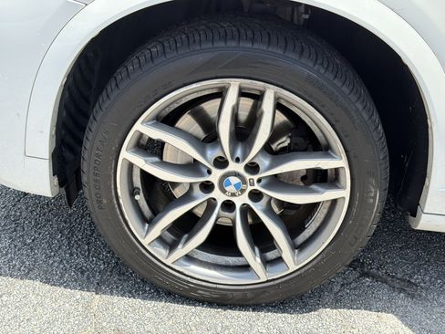 Used 2018 BMW X4 M40i AWD/4WD image 25