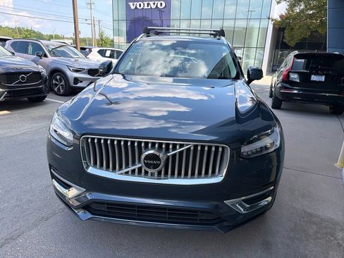 Used 2024 Volvo XC90 T8 Ultimate w/ Protection Package Premier AWD/4WD image 2