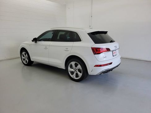 Used 2023 Audi Q5 2.0T Premium Plus w/ Premium Plus Package AWD/4WD image 7
